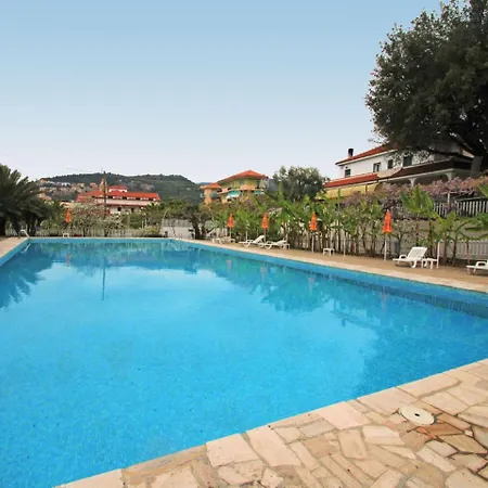 Locazione Turistica Il Borgo Degli Ulivi-4 Διαμέρισμα